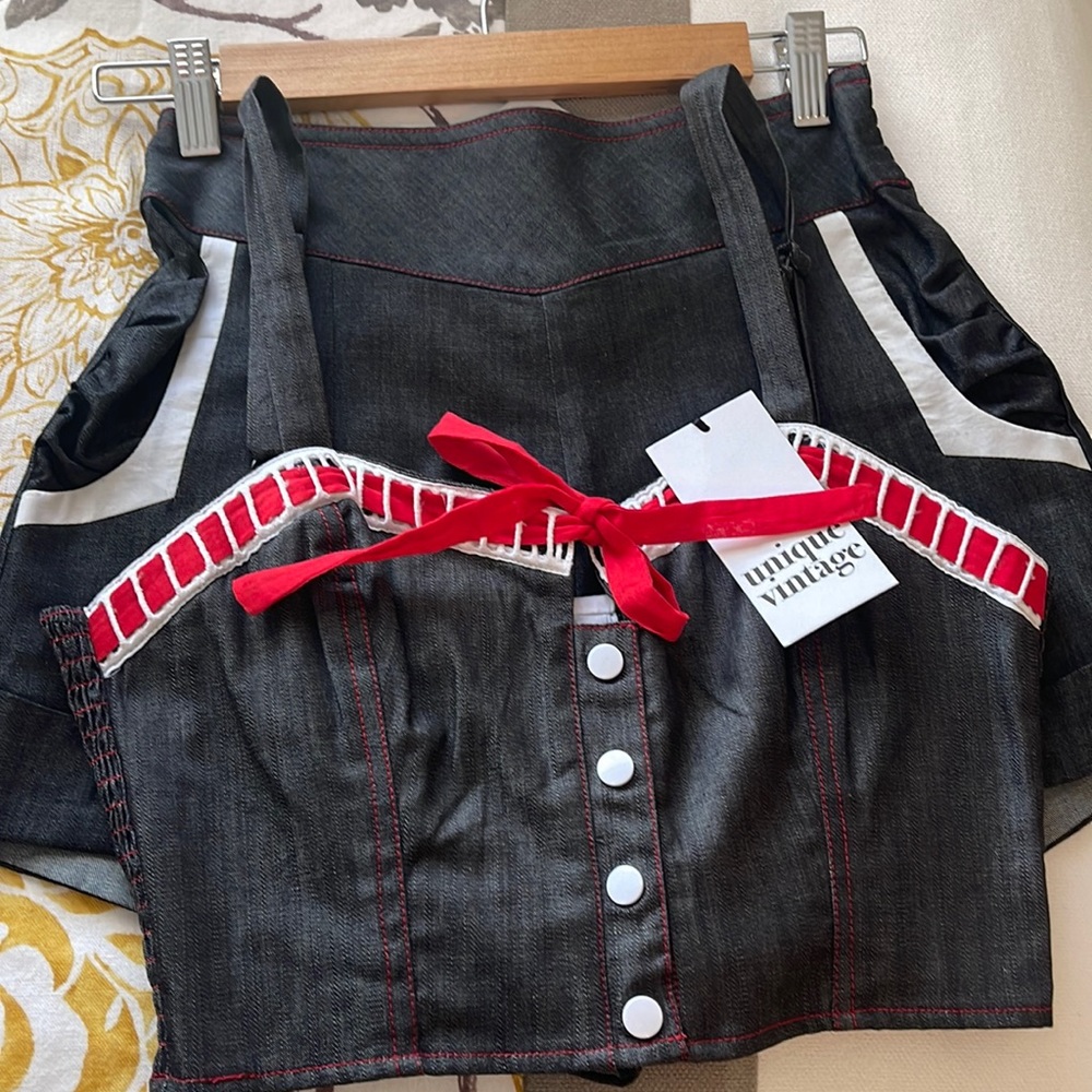 Unique vintage set with coordinating headband